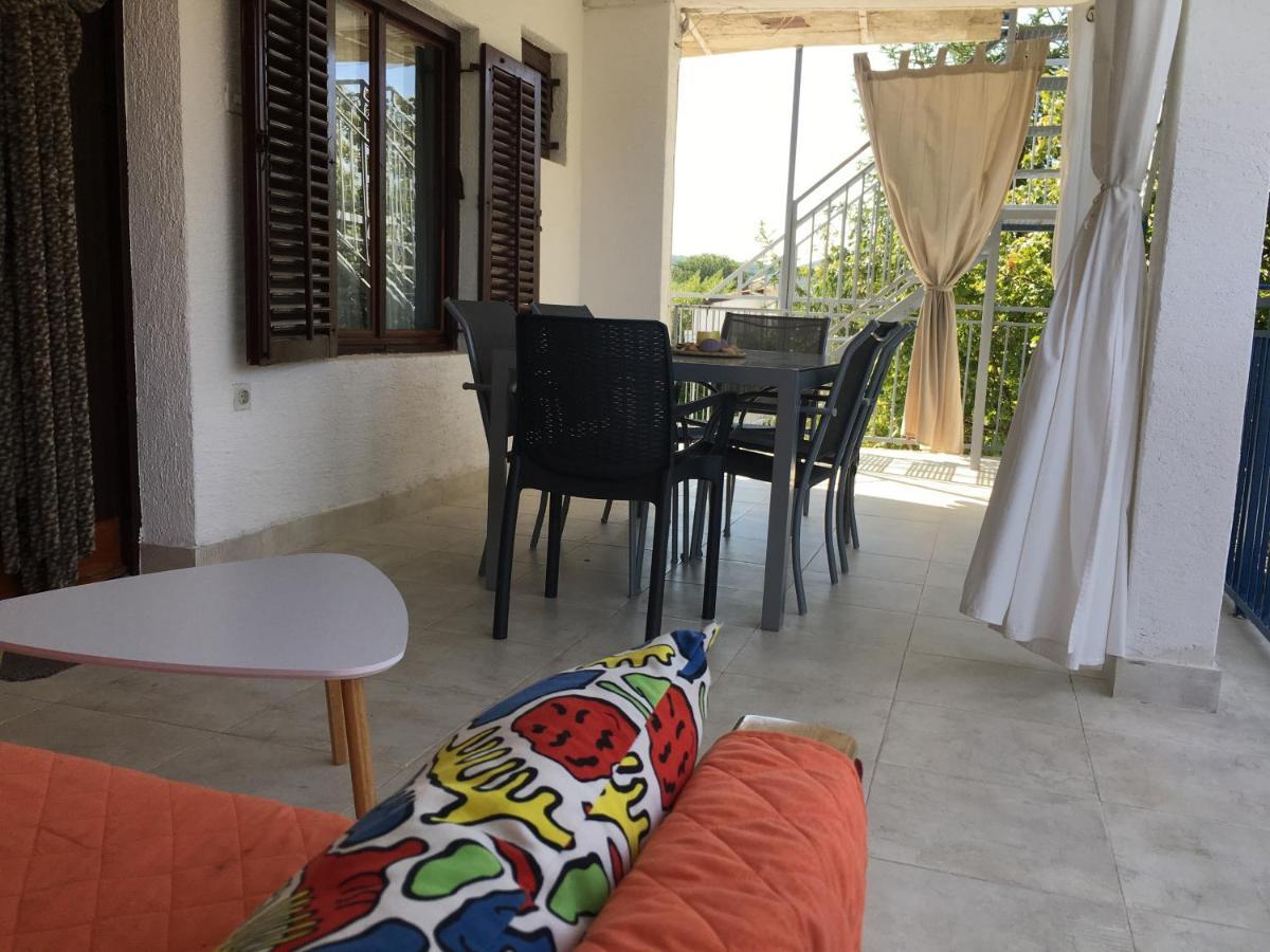 Apartmani Niessner Malinska Exterior foto