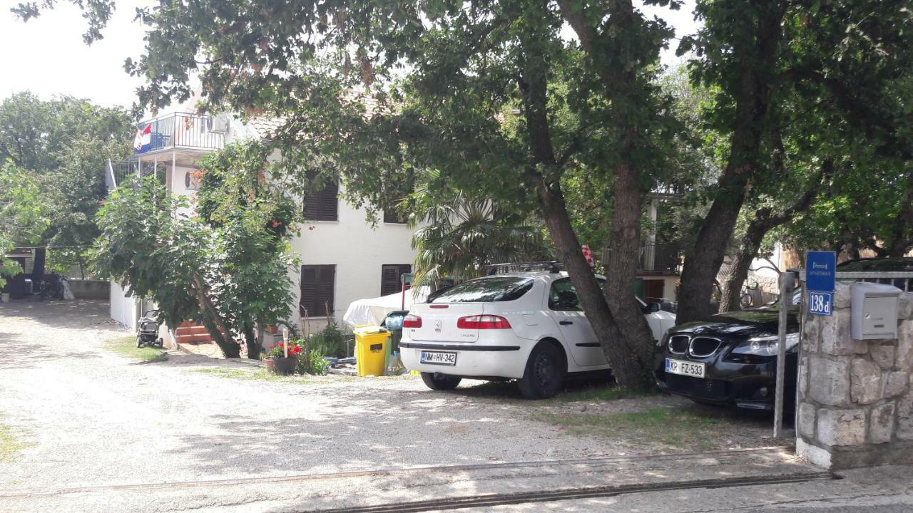 Apartmani Niessner Malinska Exterior foto