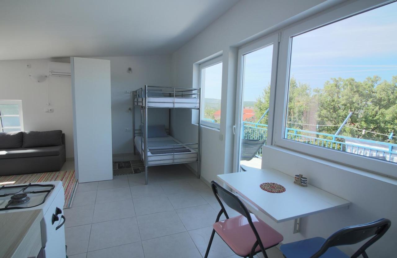 Apartmani Niessner Malinska Exterior foto