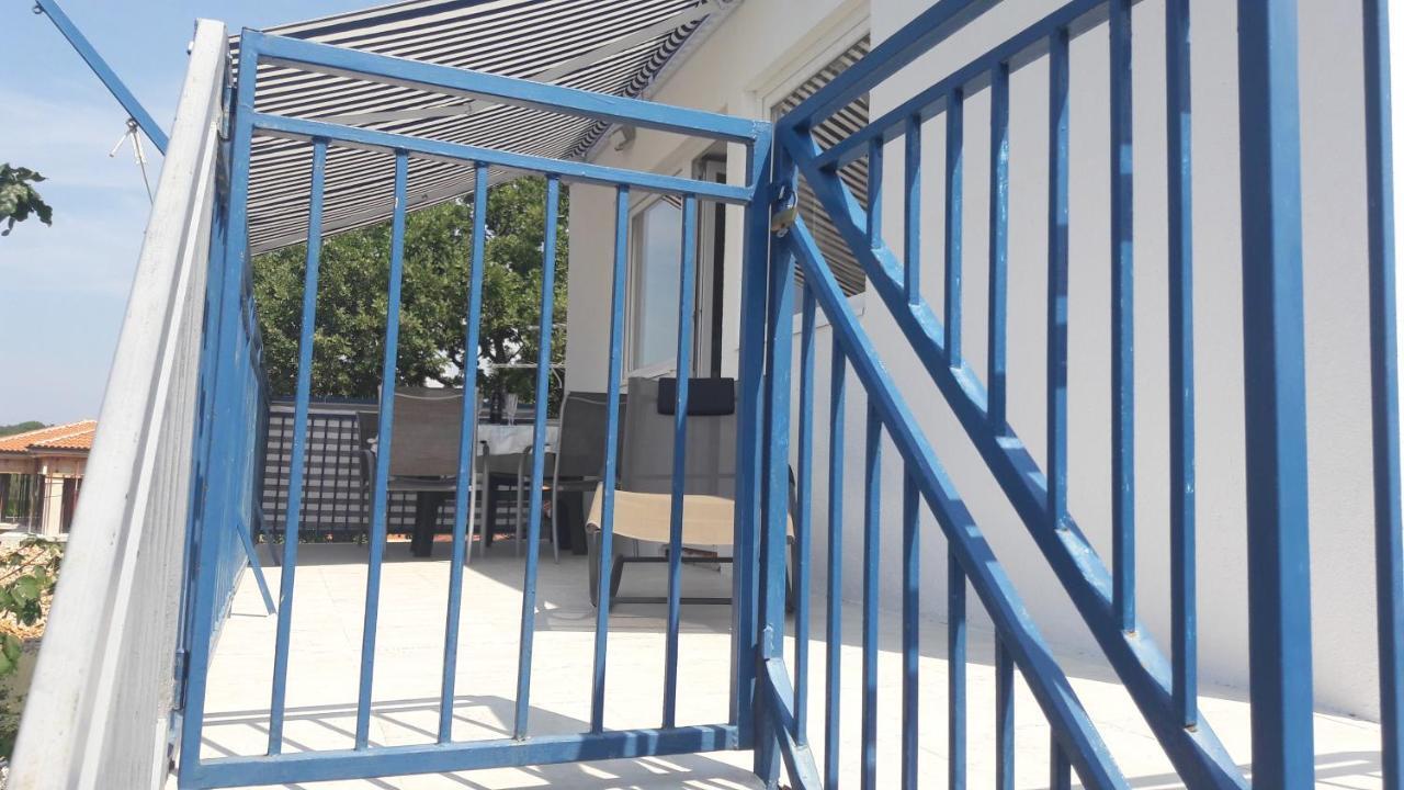 Apartmani Niessner Malinska Exterior foto